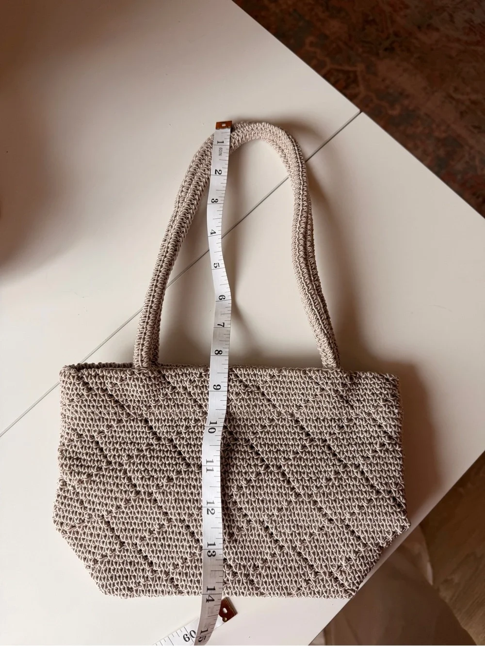 Vintage Woven Shoulder Bag in Beige